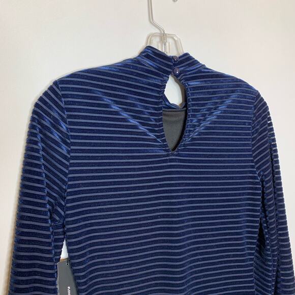 Lulus Ticket to Chic navy blue striped velvety dress size Extra Small XS NWT - Picture 10 of 15